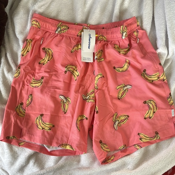 maamgic banana Mens Swim Trunks Quick Dry Swim Shorts with Mesh Lining Funny - Picture 5 of 10